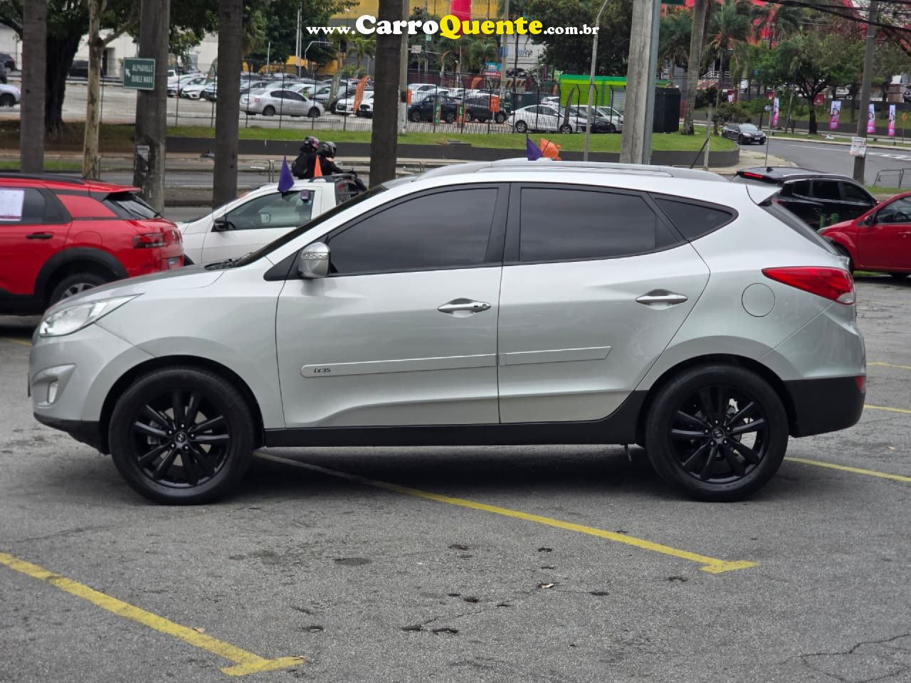 HYUNDAI   IX35 GLS 2.0 16V 2WD FLEX AUT.   PRATA 2014 2.0 FLEX - Loja