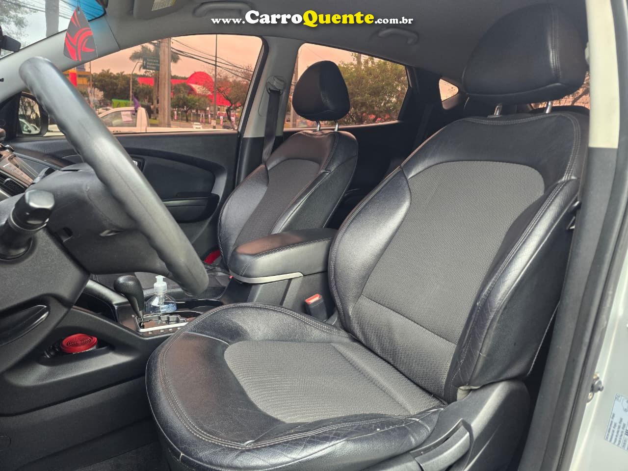 HYUNDAI   IX35 GLS 2.0 16V 2WD FLEX AUT.   PRATA 2014 2.0 FLEX - Loja