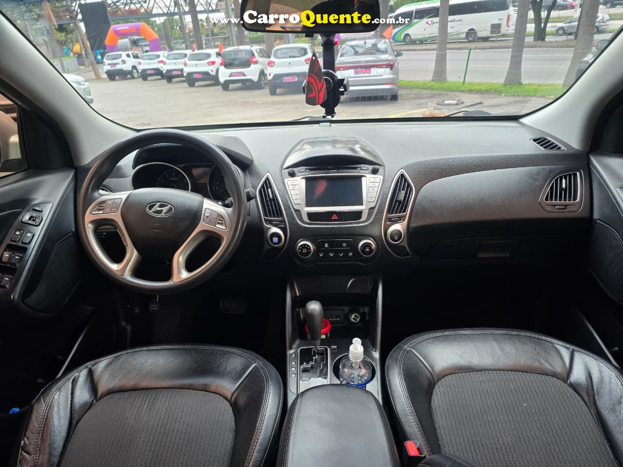 HYUNDAI   IX35 GLS 2.0 16V 2WD FLEX AUT.   PRATA 2014 2.0 FLEX - Loja