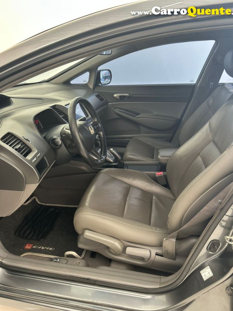 HONDA   CIVIC SEDAN LXS 1.81.8 FLEX 16V AUT. 4P   CINZA 2010 1.8 FLEX - Loja