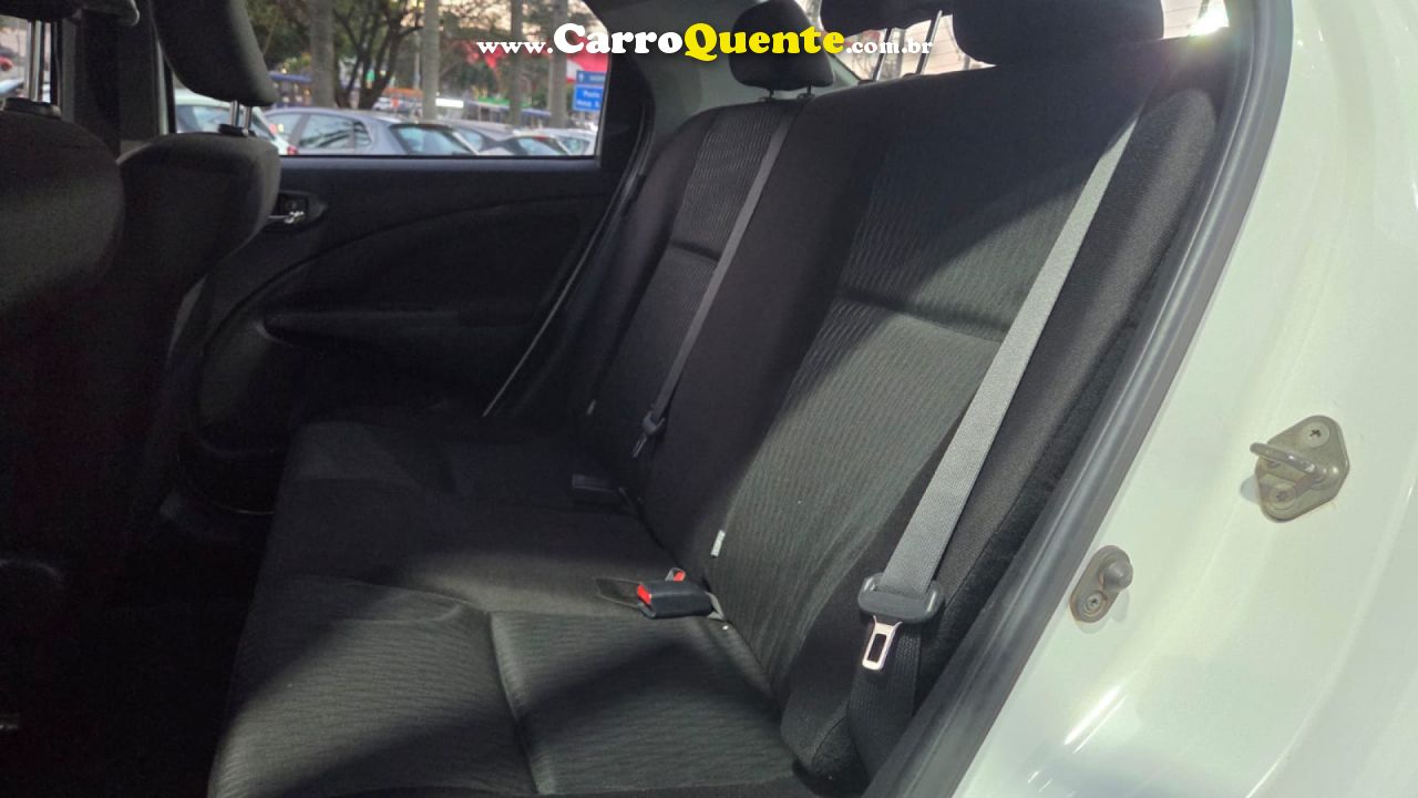 TOYOTA   ETIOS XS SEDAN1.5 FLEX 16V 4P MEC.   BRANCO 2018 1.5 FLEX - Loja