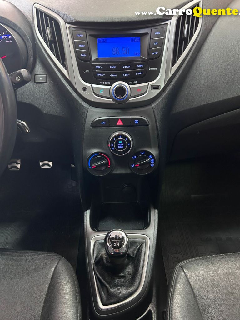 HYUNDAI   HB20X PREMIUM 1.6 FLEX 16V AUT.   PRATA 2014 1.6 FLEX - Loja