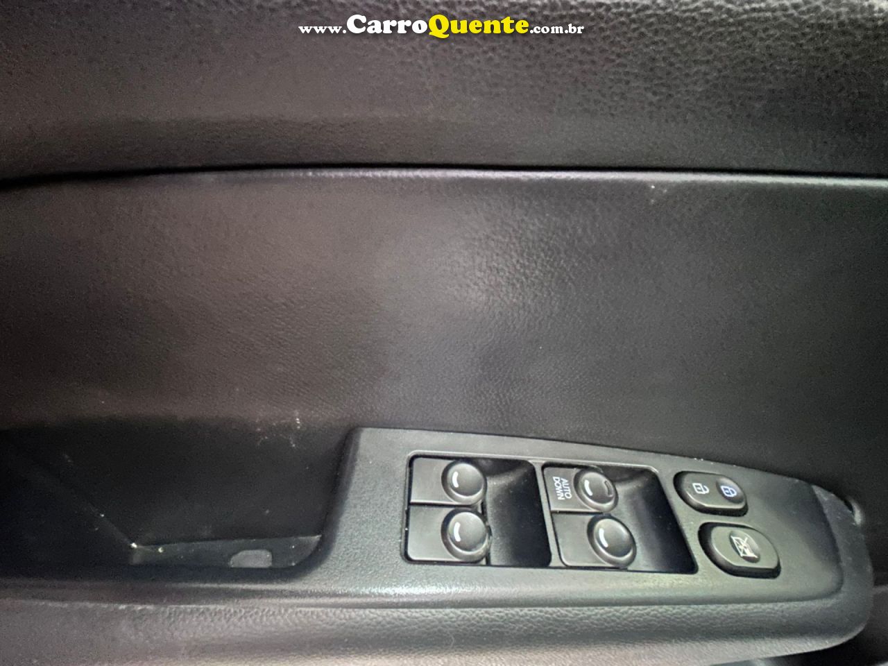 HYUNDAI   HB20X PREMIUM 1.6 FLEX 16V AUT.   PRATA 2014 1.6 FLEX - Loja