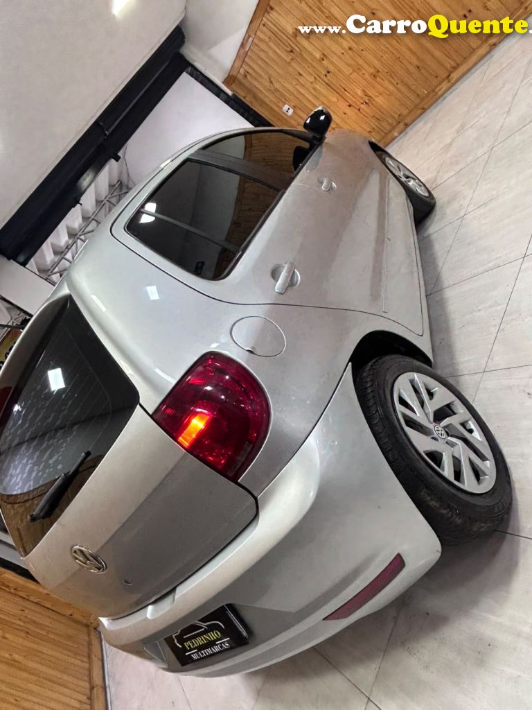 VOLKSWAGEN   FOX 1.0 MI TOTAL FLEX 8V 3P   PRATA 2013 1.0 FLEX - Loja