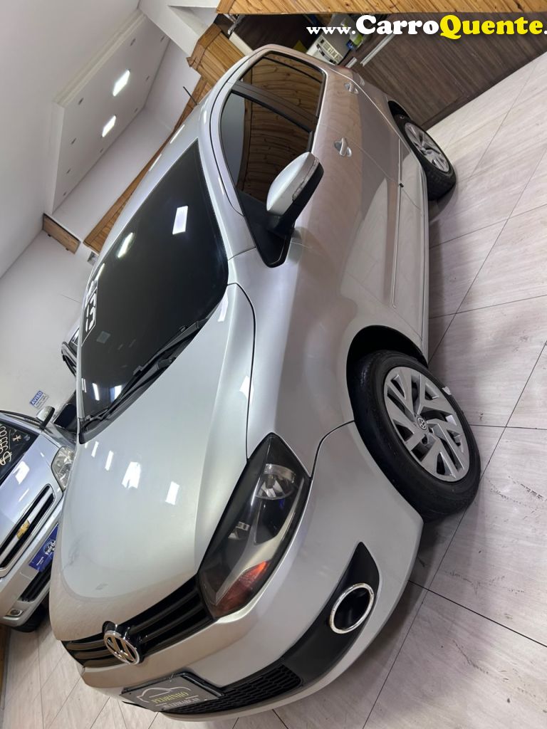 VOLKSWAGEN   FOX 1.0 MI TOTAL FLEX 8V 3P   PRATA 2013 1.0 FLEX - Loja