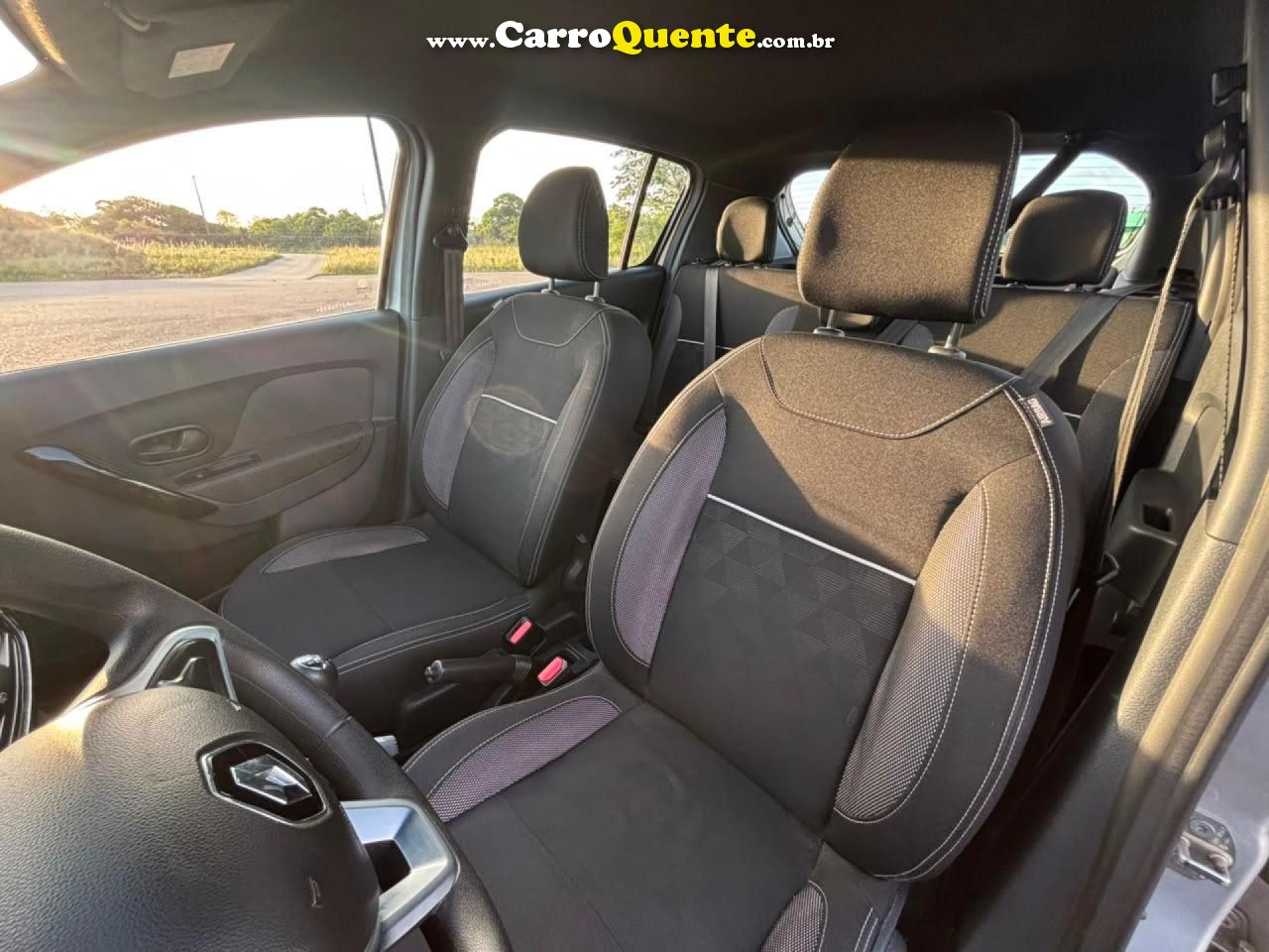 RENAULT   SANDERO S EDITION FLEX 1.0 12V 5P MEC.   PRATA 2023 1.0 FLEX - Loja