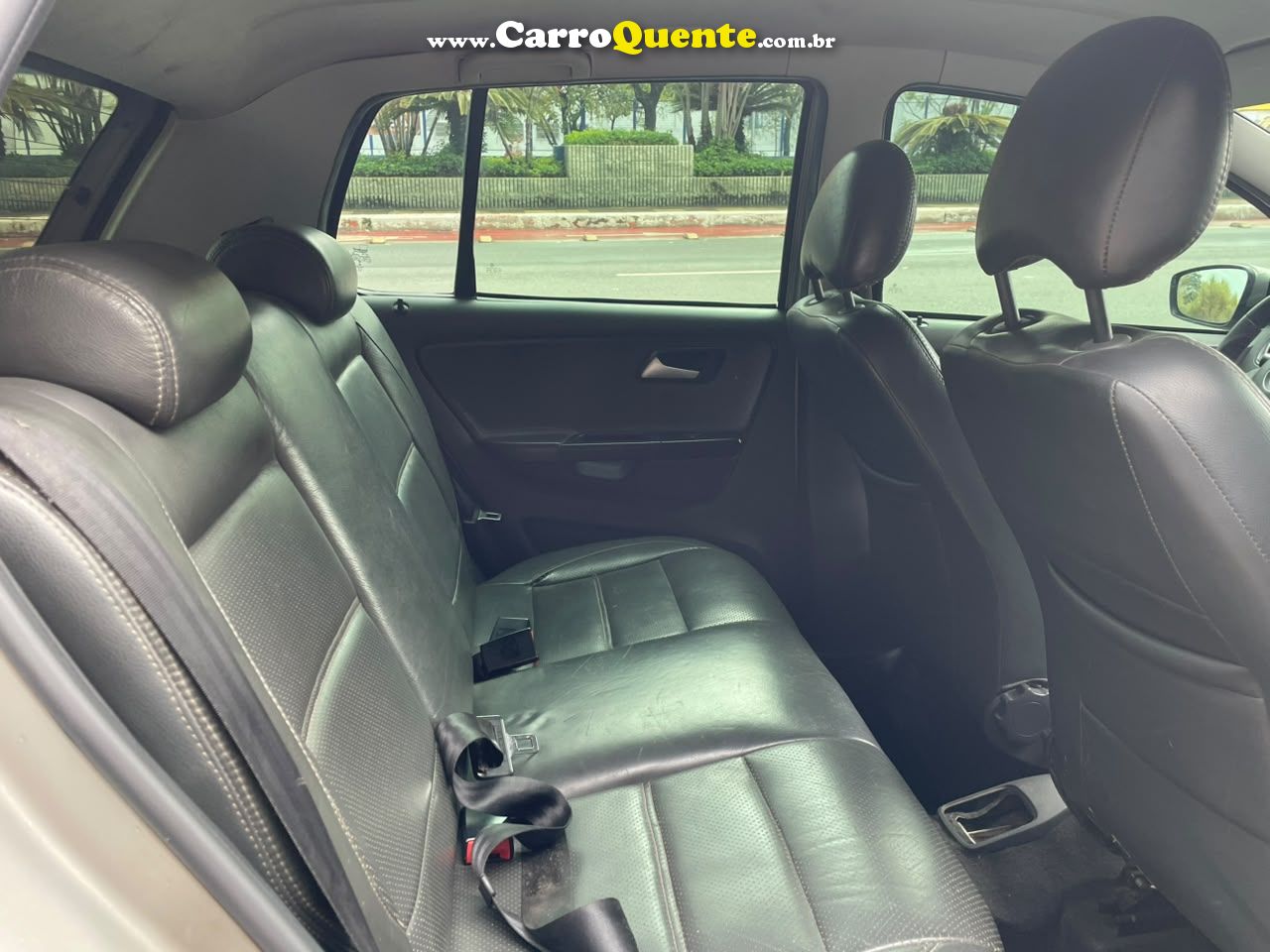VOLKSWAGEN FOX 1.6 MI 8V 2011 - Loja