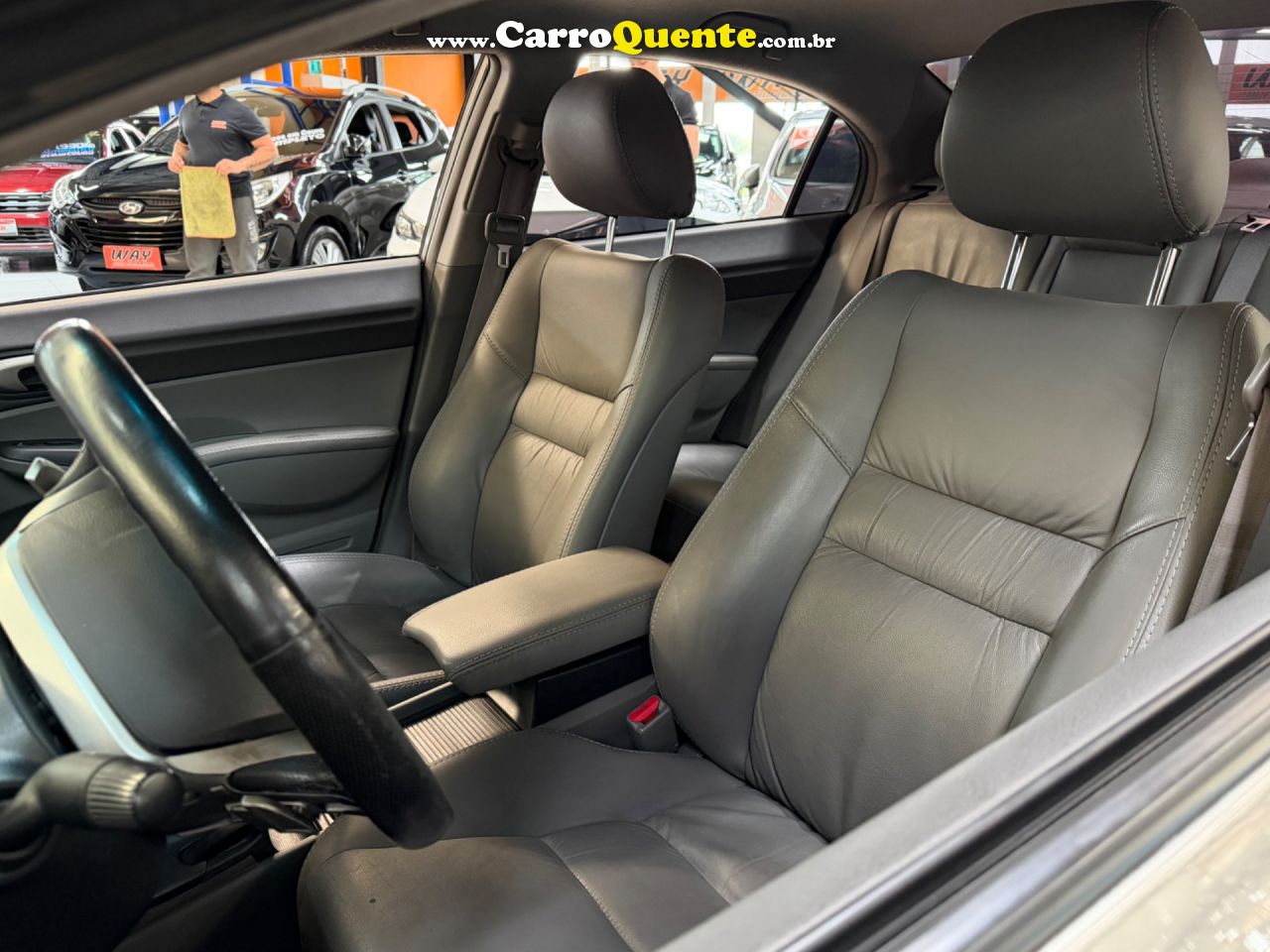 HONDA CIVIC 1.8 LXL 16V 2011 - Loja