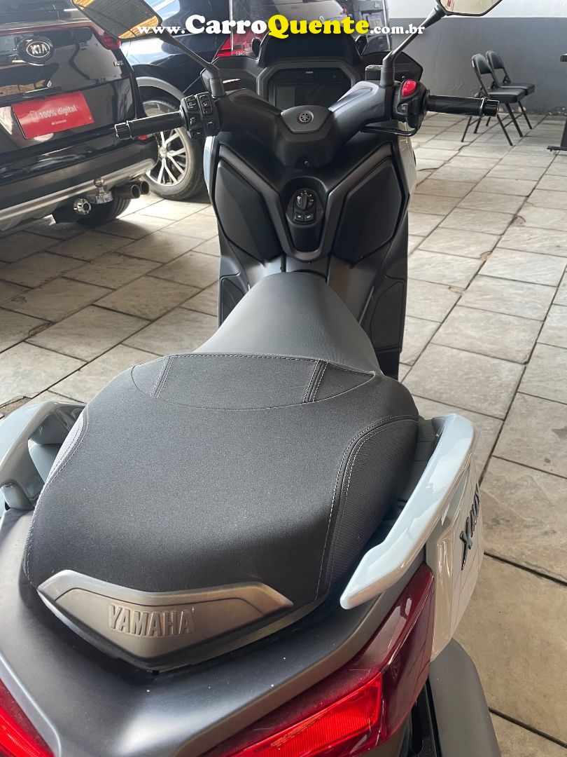 YAMAHA XMAX 300 CONNECTED ABS 2026 - Loja