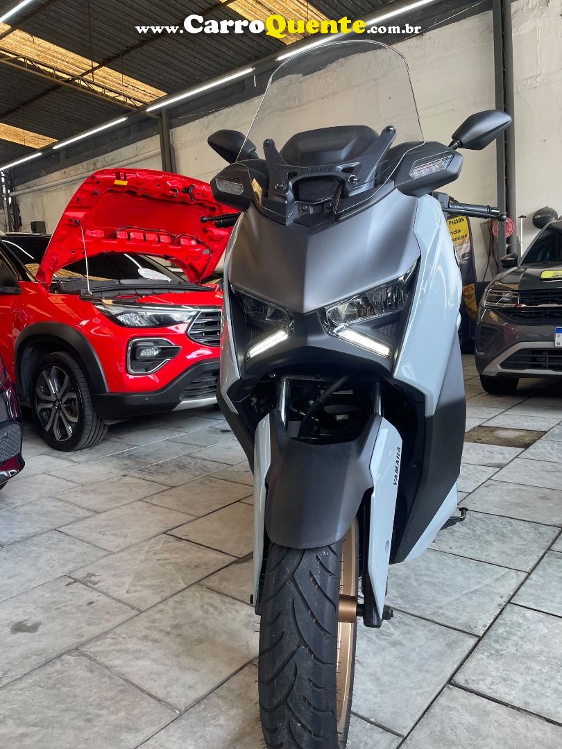 YAMAHA XMAX 300 CONNECTED ABS 2026 - Loja