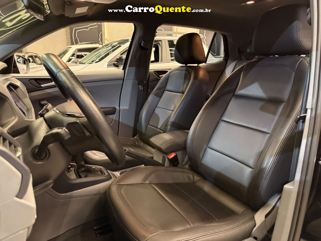 VOLKSWAGEN T-CROSS 1.0 200 TSI TOTAL 2021 - Loja