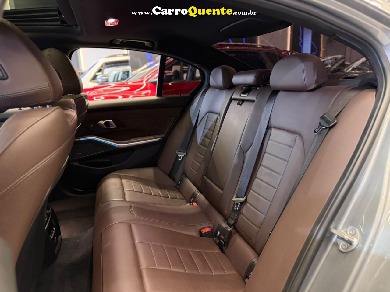 BMW 320i 2.0 16V TURBO M SPORT 2024 - Loja