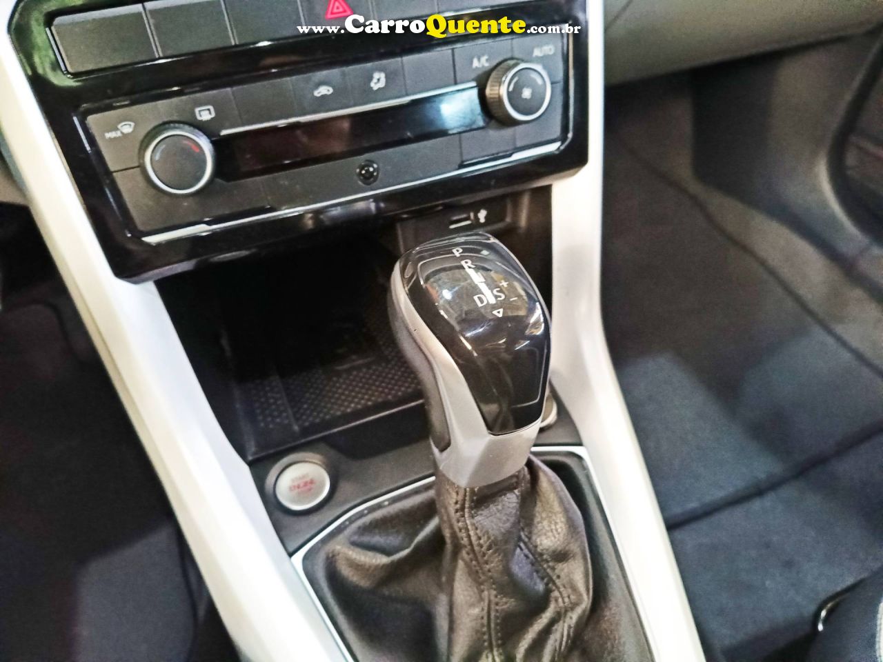 VOLKSWAGEN T-CROSS 1.4 250 TSI TOTAL HIGHLINE 2021 - Loja