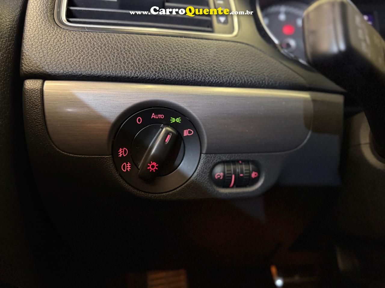VOLKSWAGEN JETTA 1.4 16V TSI COMFORTLINE 2018 - Loja