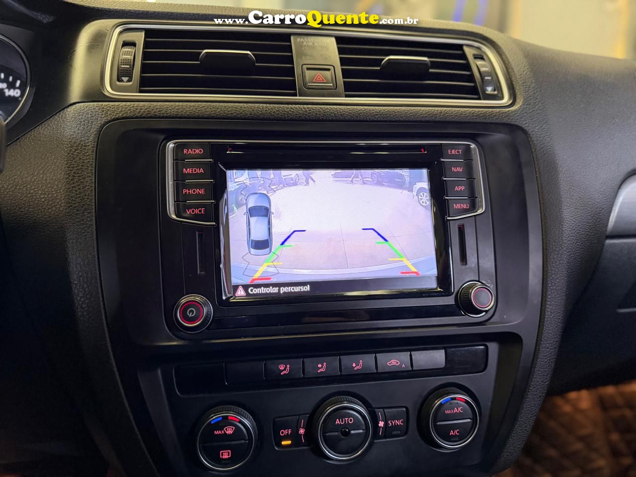 VOLKSWAGEN JETTA 1.4 16V TSI COMFORTLINE 2018 - Loja