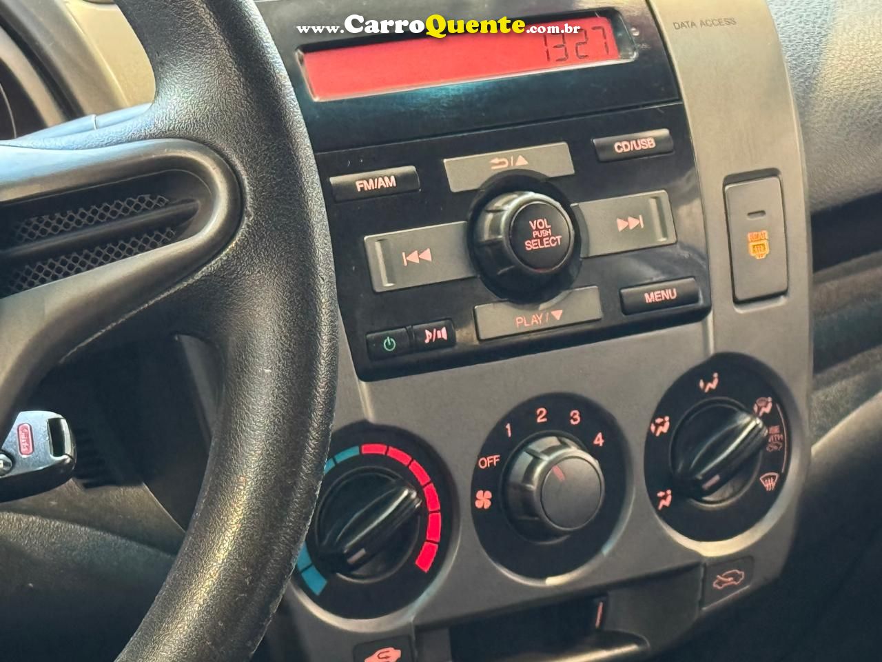 HONDA CITY 1.5 LX 16V 2013 - Loja