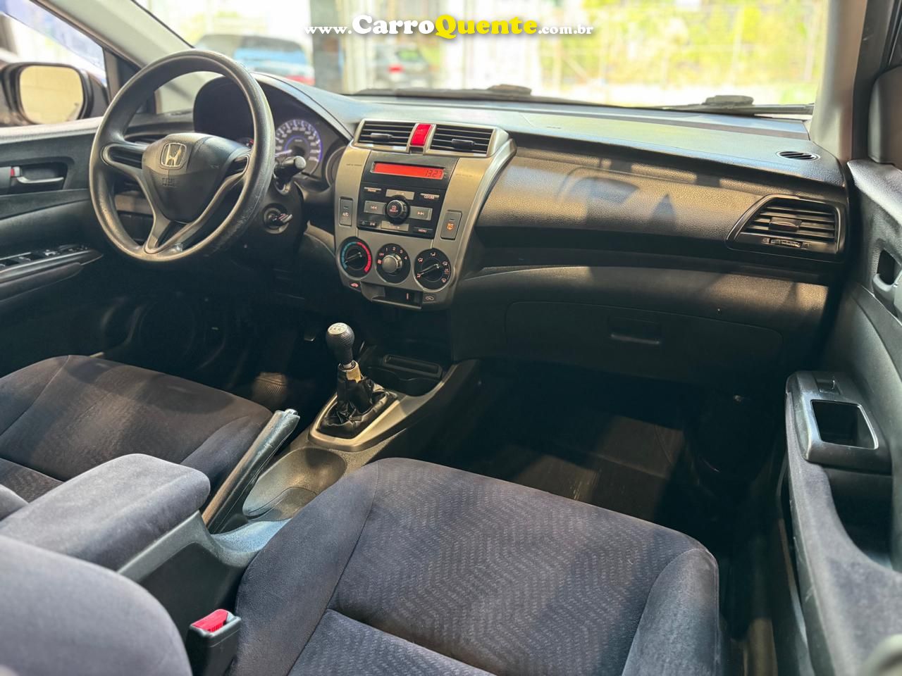 HONDA CITY 1.5 LX 16V 2013 - Loja
