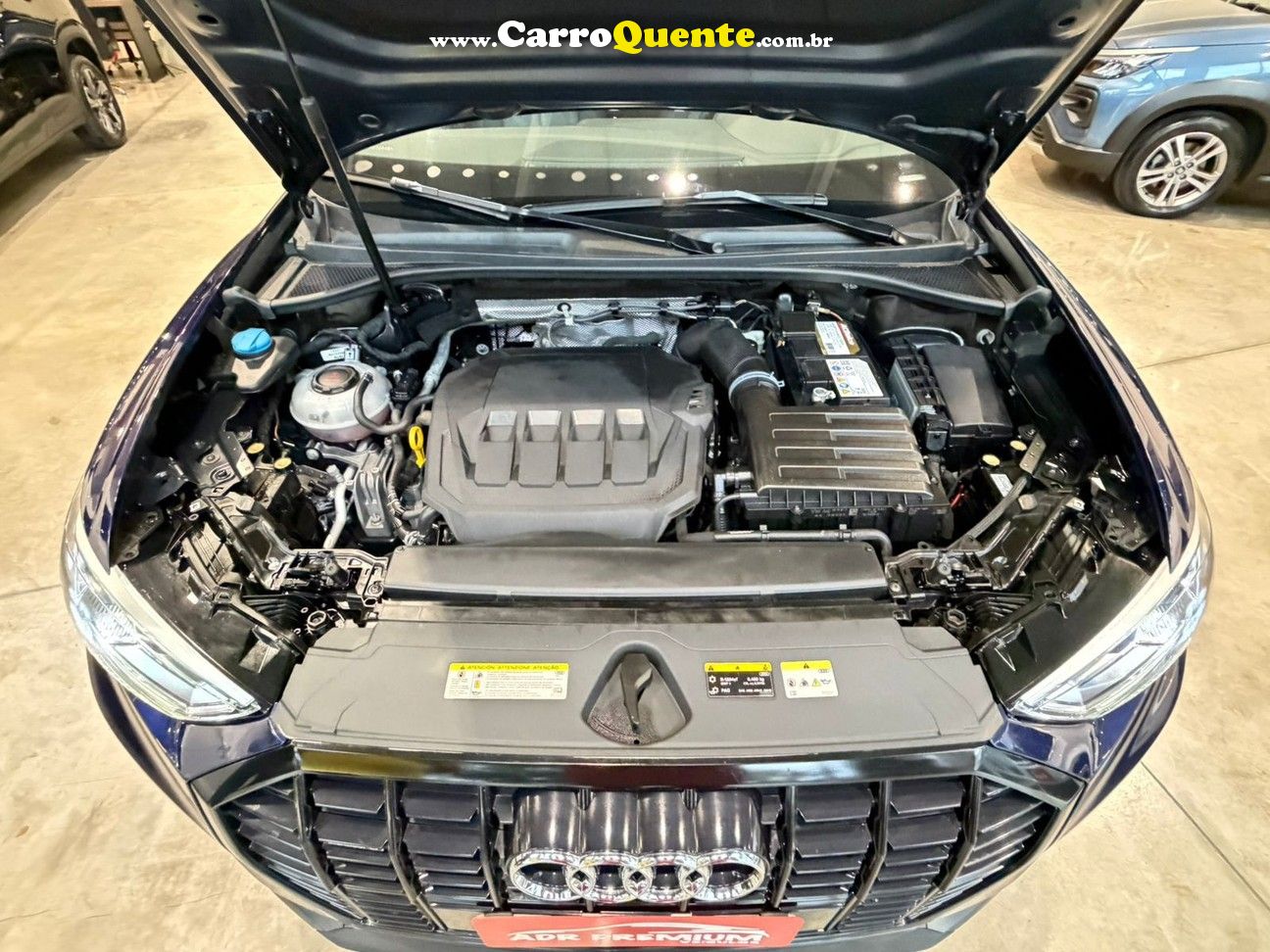 AUDI Q3 2022 - Loja