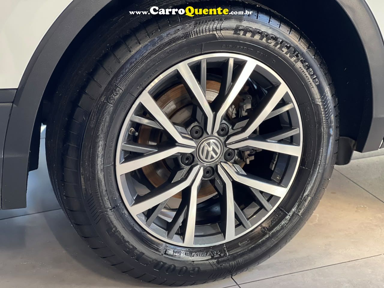 VOLKSWAGEN TIGUAN 1.4 250 TSI TOTAL ALLSPACE 2018 - Loja