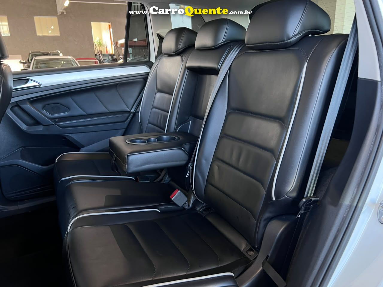 VOLKSWAGEN TIGUAN 1.4 250 TSI TOTAL ALLSPACE 2018 - Loja
