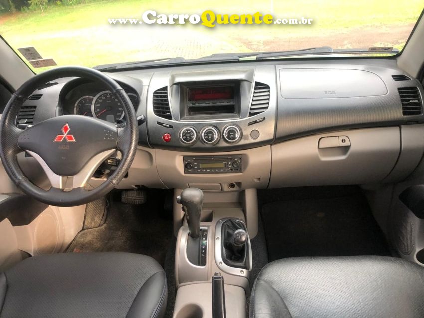 Mitsubishi L200 TRITON 3.2 HPE 4X4 CD 16V TURBO INTERCOOLER DIESEL 4P AUTOMÁTICO - Loja