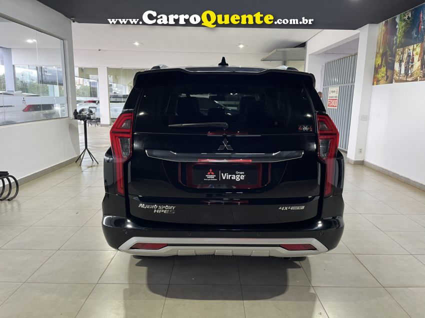 Mitsubishi PAJERO SPORT 2.4 16V MIVEC TURBO DIESEL HPE-S AWD AUTOMÁTICO - Loja