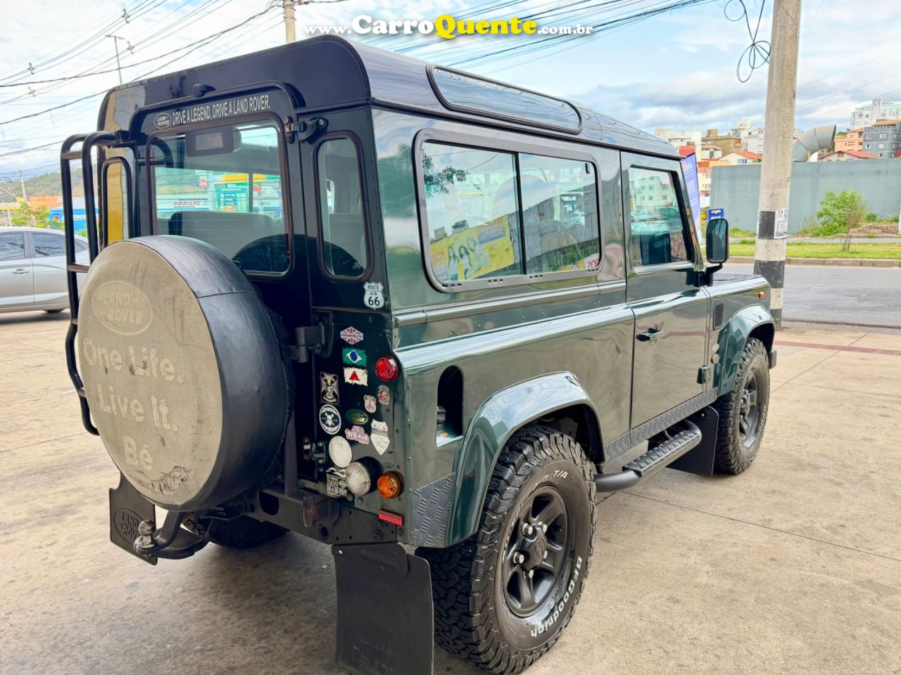 LAND ROVER DEFENDER 2.4 90S 4X4 TURBO 2009 - Loja