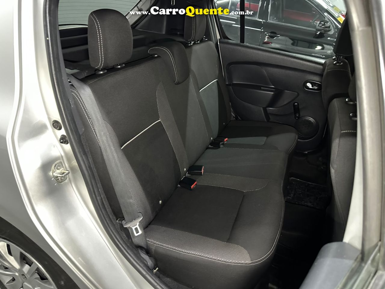 Sandero ZEN 1.0 Flex 2020 - 62.000KM 2020 - Loja