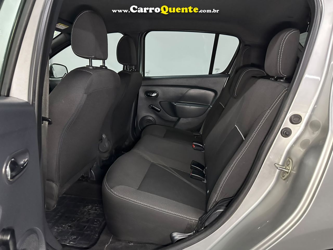 Sandero ZEN 1.0 Flex 2020 - 62.000KM 2020 - Loja