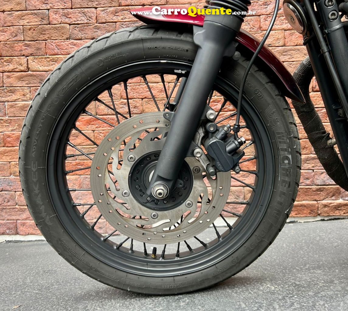 TRIUMPH BONNEVILLE T 100 865 2014 - Loja