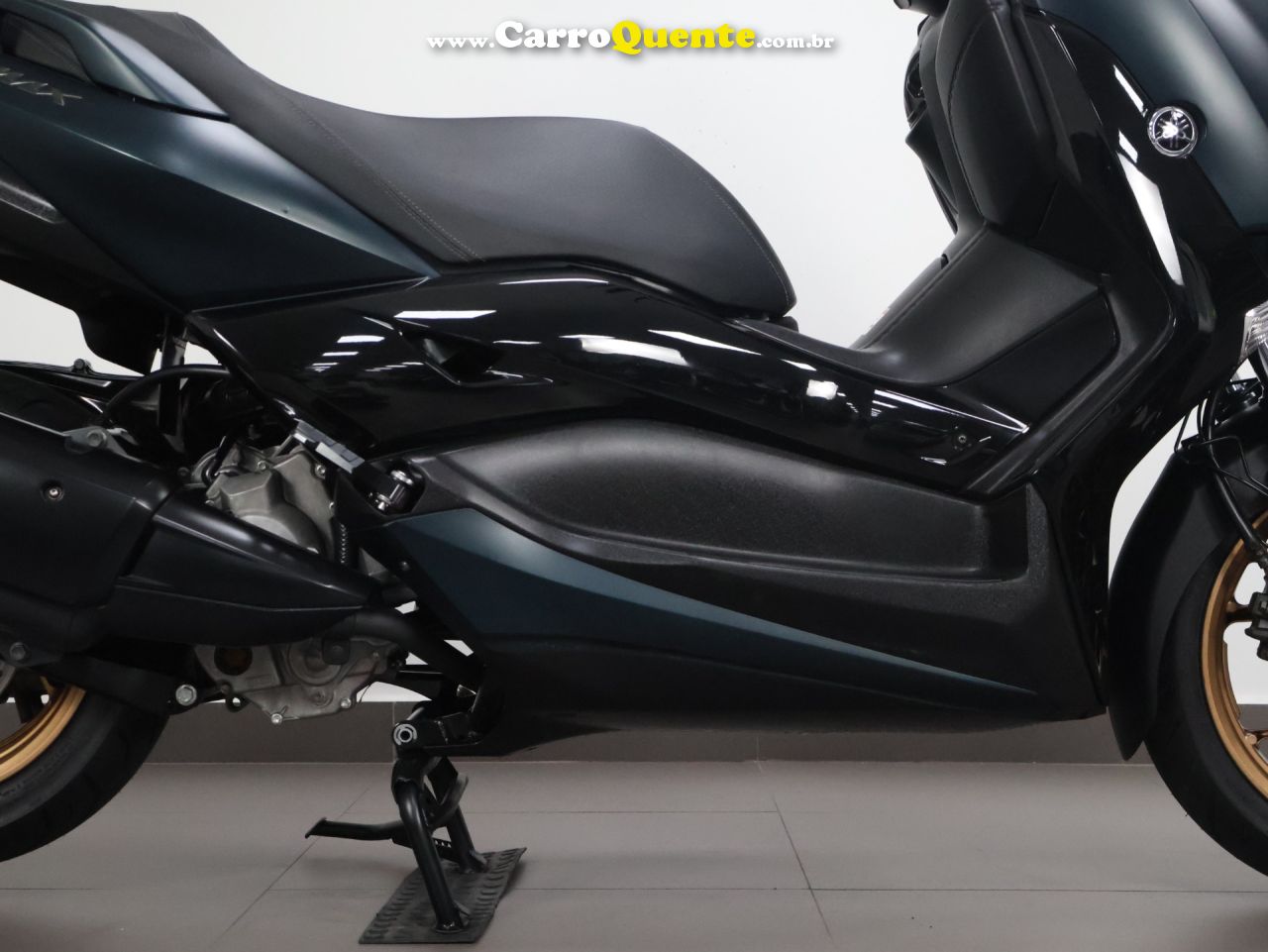 YAMAHA XMAX 250 ABS 2024 - Loja