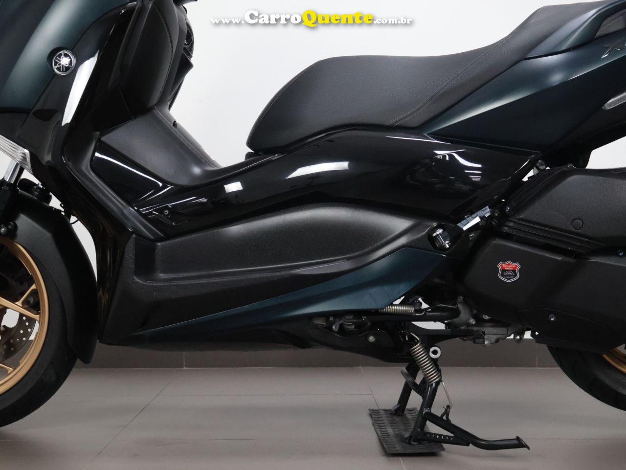 YAMAHA XMAX 250 ABS 2024 - Loja