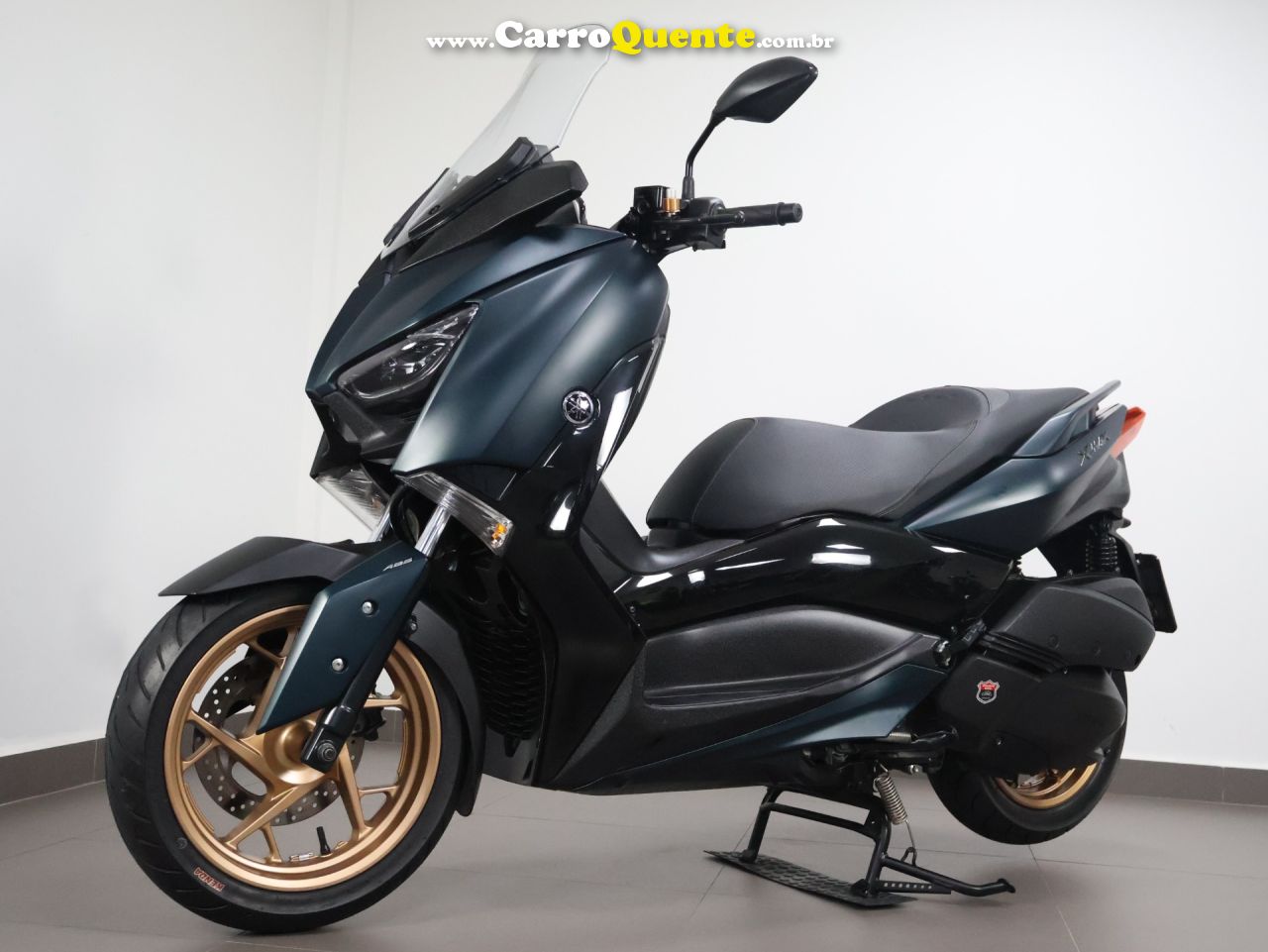 YAMAHA XMAX 250 ABS 2024 - Loja