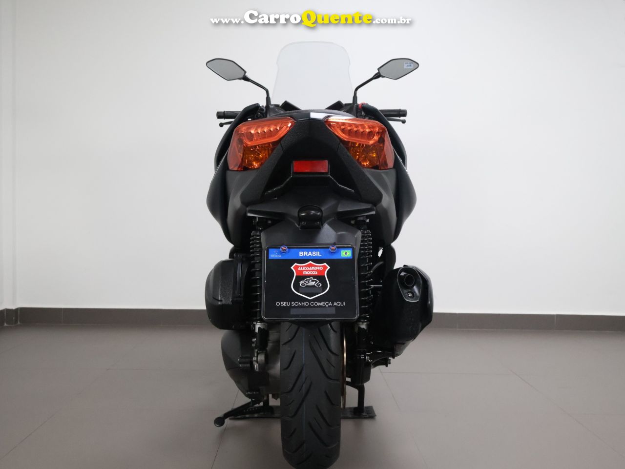 YAMAHA XMAX 250 ABS 2024 - Loja