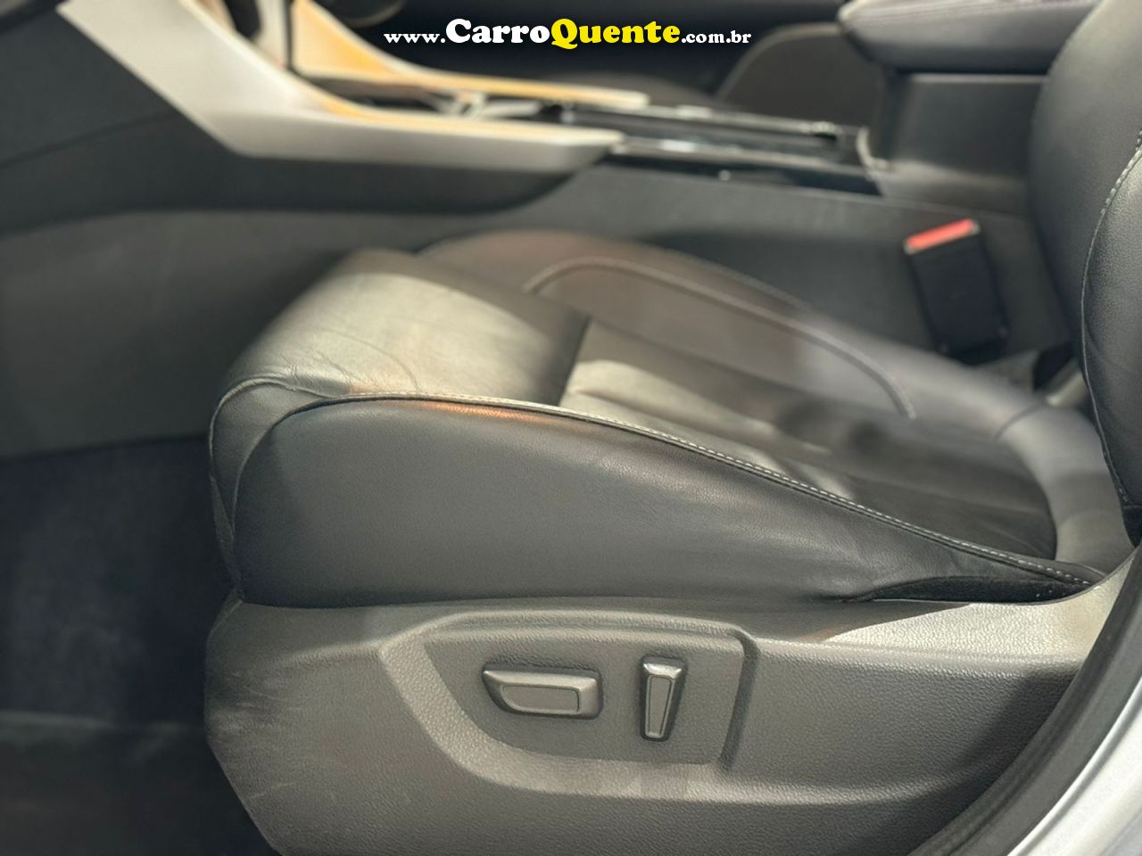 MITSUBISHI ECLIPSE CROSS 1.5 MIVEC TURBO HPE S 2023 - Loja