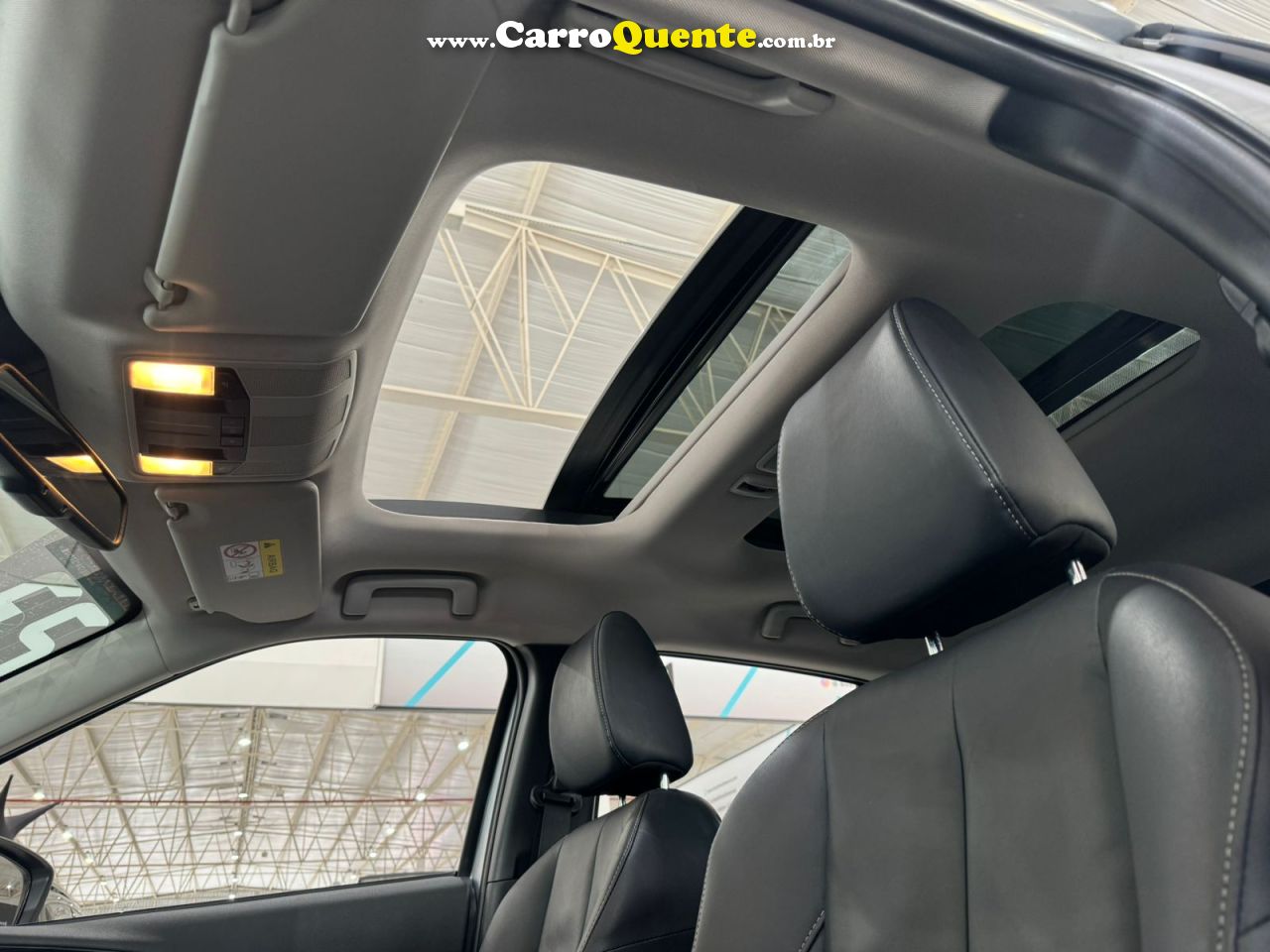 MITSUBISHI ECLIPSE CROSS 1.5 MIVEC TURBO HPE S 2023 - Loja