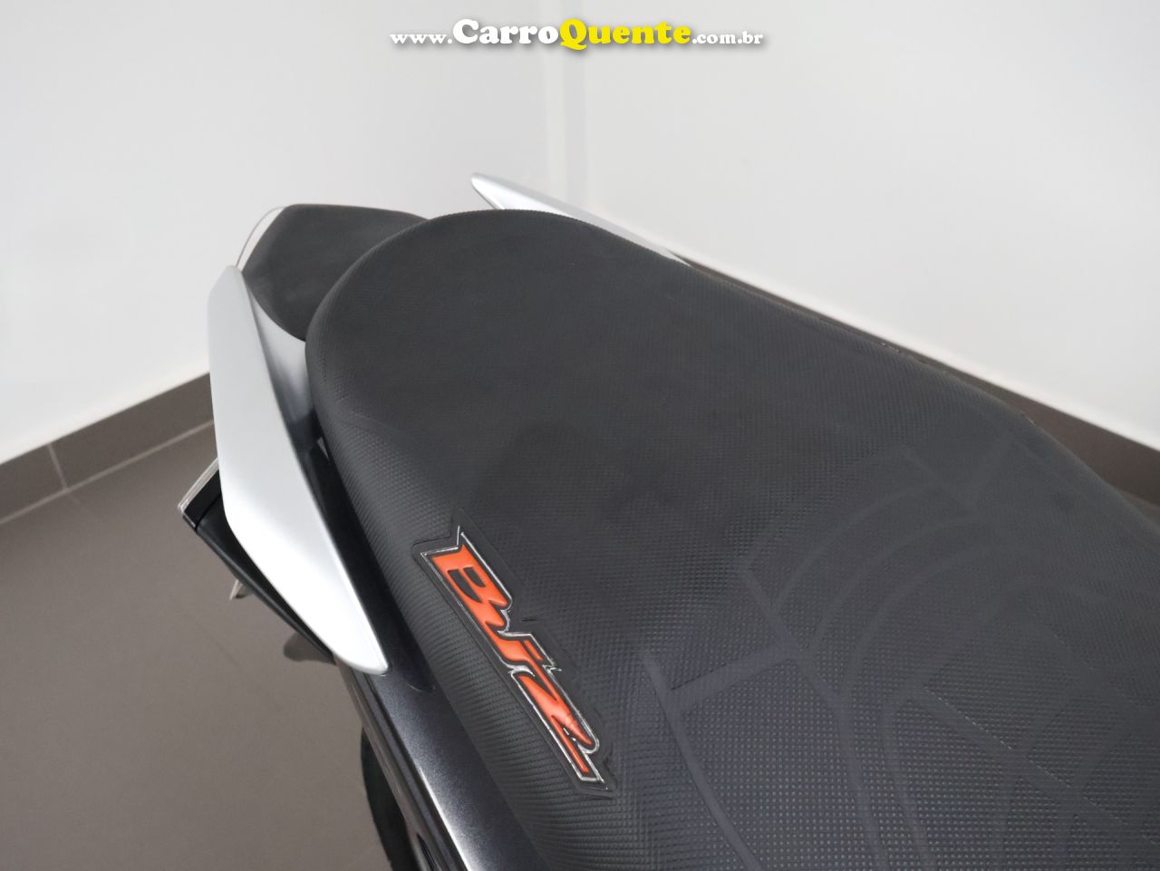 HONDA BIZ 110i CBS 2021 - Loja