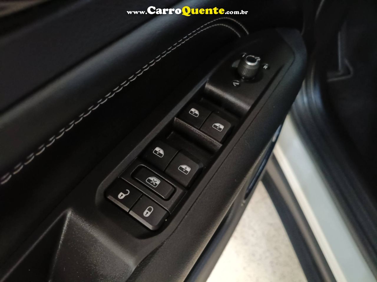 JEEP COMPASS 1.3 T270 TURBO LONGITUDE 2022 - Loja