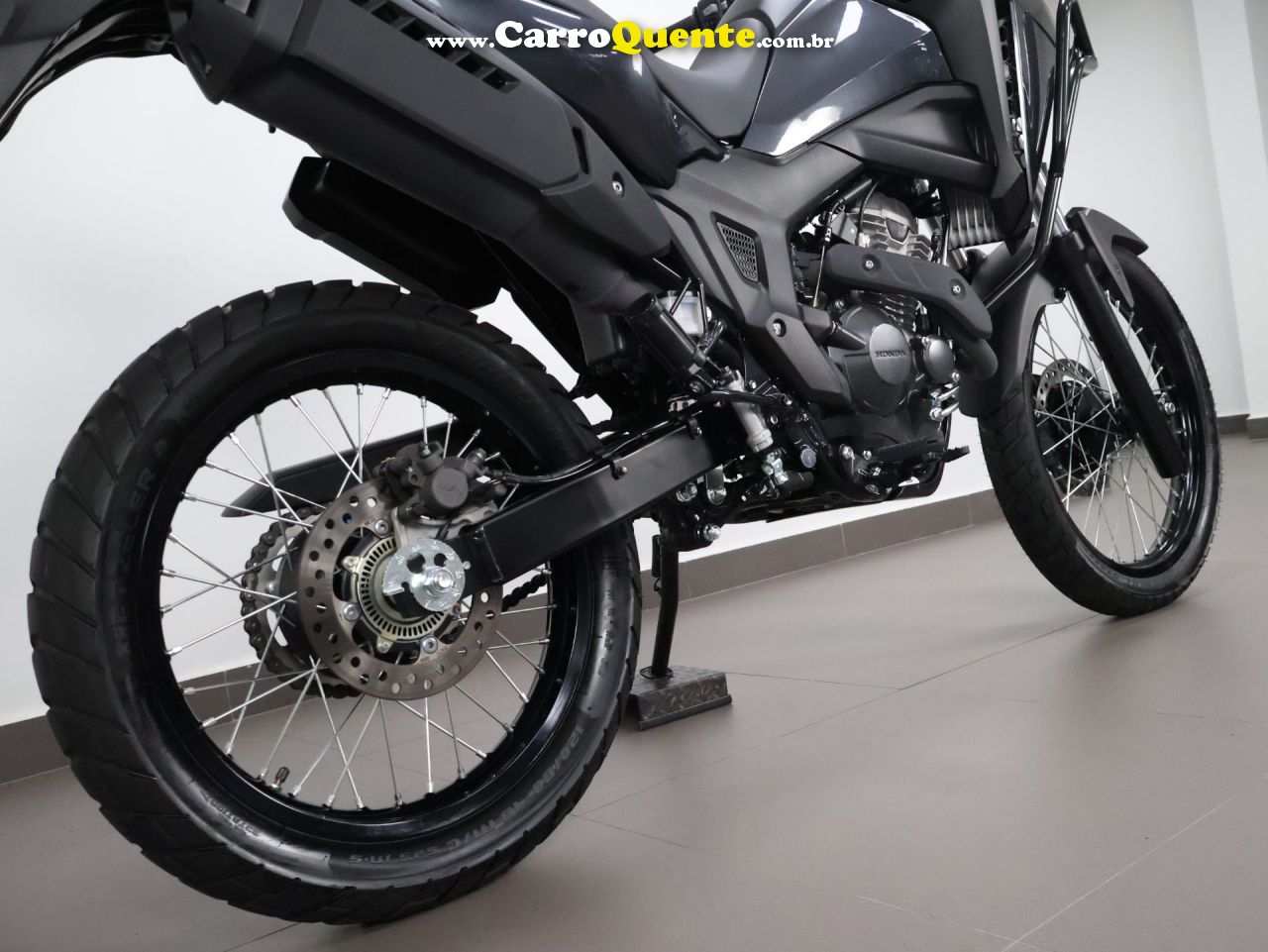 HONDA XRE 300 SAHARA ABS 2025 - Loja