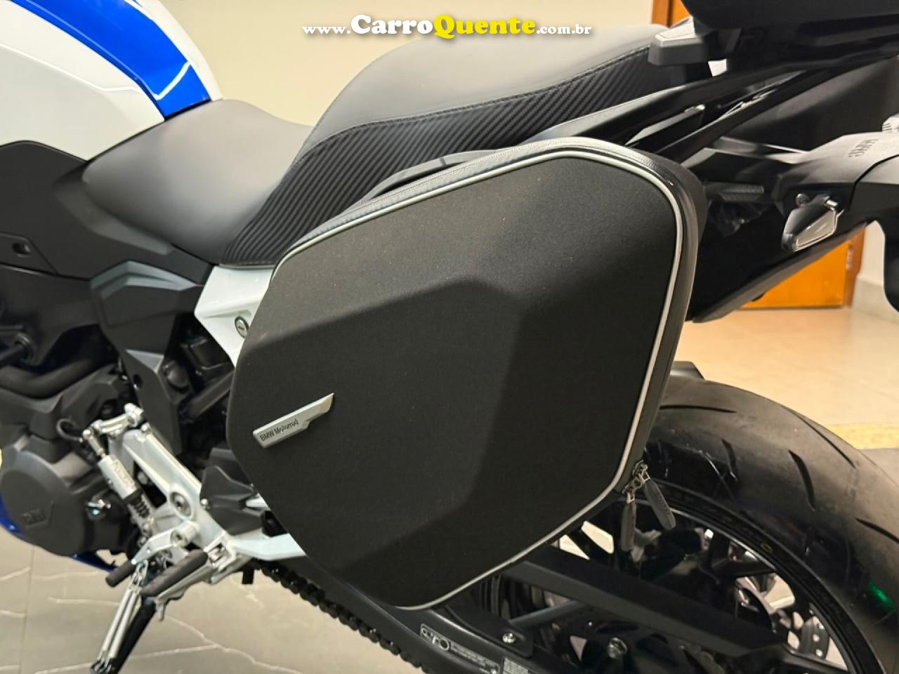 BMW   F900 R SPORT PLUS   BRANCO 2024 895 GASOLINA - Loja