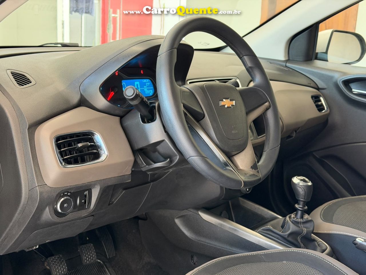 CHEVROLET   PRISMA SED. LTZ 1.4 8V FLEXPOWER 4P   PRATA 2015 1.4 FLEX - Loja