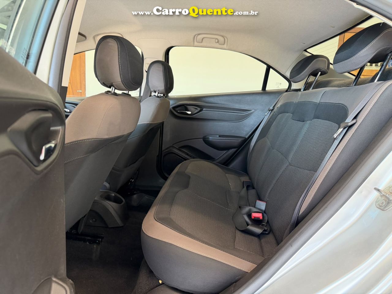 CHEVROLET   PRISMA SED. LTZ 1.4 8V FLEXPOWER 4P   PRATA 2015 1.4 FLEX - Loja