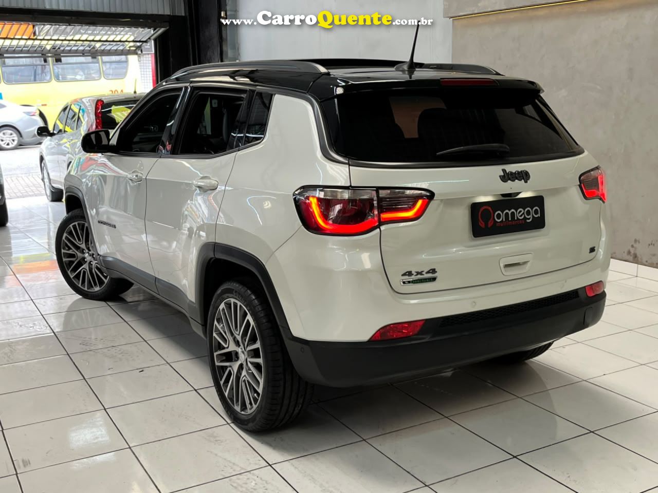JEEP   COMPASS S 2.0 4X4 TB 16V DIESEL AUT.   BRANCO 2020 2.0 DIESEL - Loja