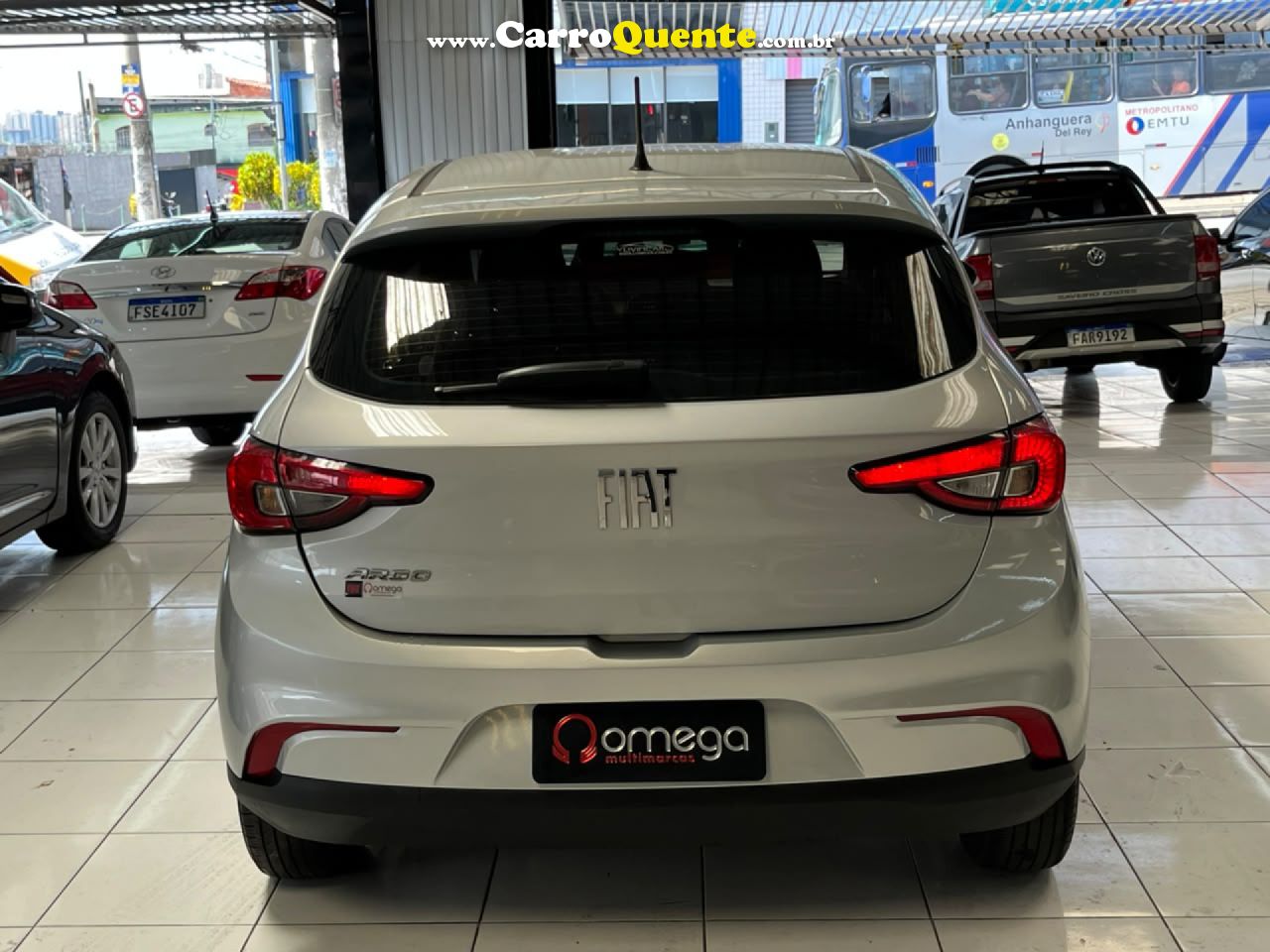 FIAT   ARGO 1.0 6V FLEX.   PRATA 2022 1.0 GASOLINA - Loja