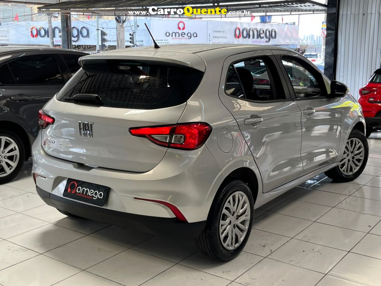 FIAT   ARGO 1.0 6V FLEX.   PRATA 2022 1.0 GASOLINA - Loja