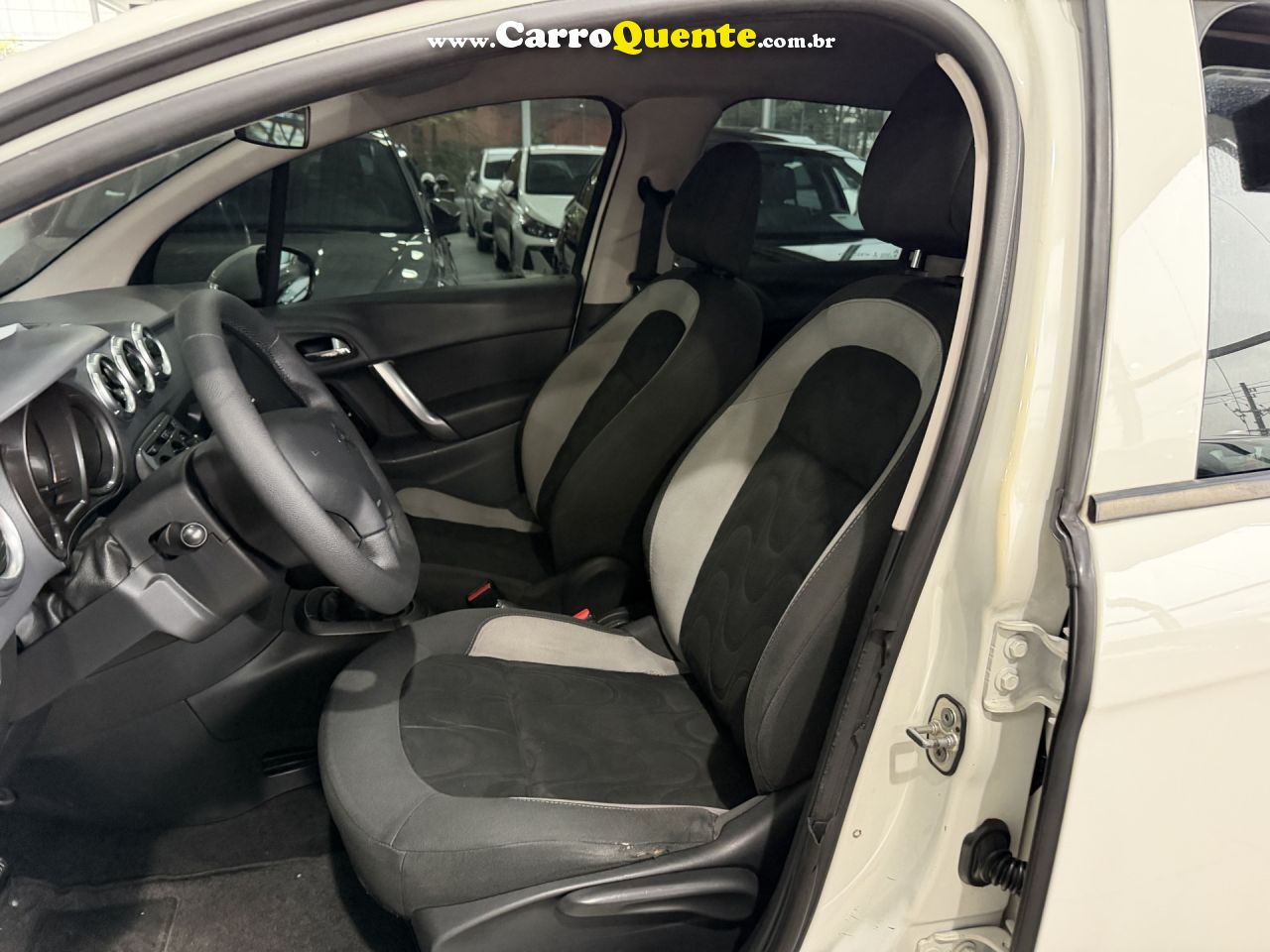 CITROËN   C3 ORIGINE 1.5 FLEX 8V 5P MEC.   BRANCO 2015 1.5 FLEX - Loja