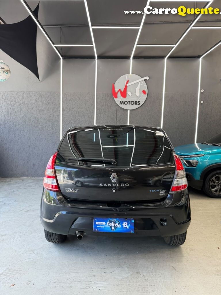 RENAULT   SANDERO EXPRESSION HI-FLEX 1.0 16V 5P   PRETO 2014 1.0 GASOLINA - Loja