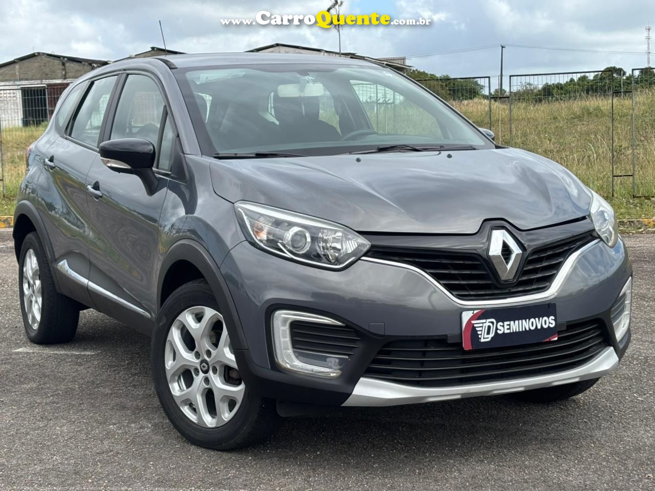 RENAULT   CAPTUR ZEN 1.6 16V FLEX 5P MEC.   CINZA 2018 1.6 FLEX - Loja