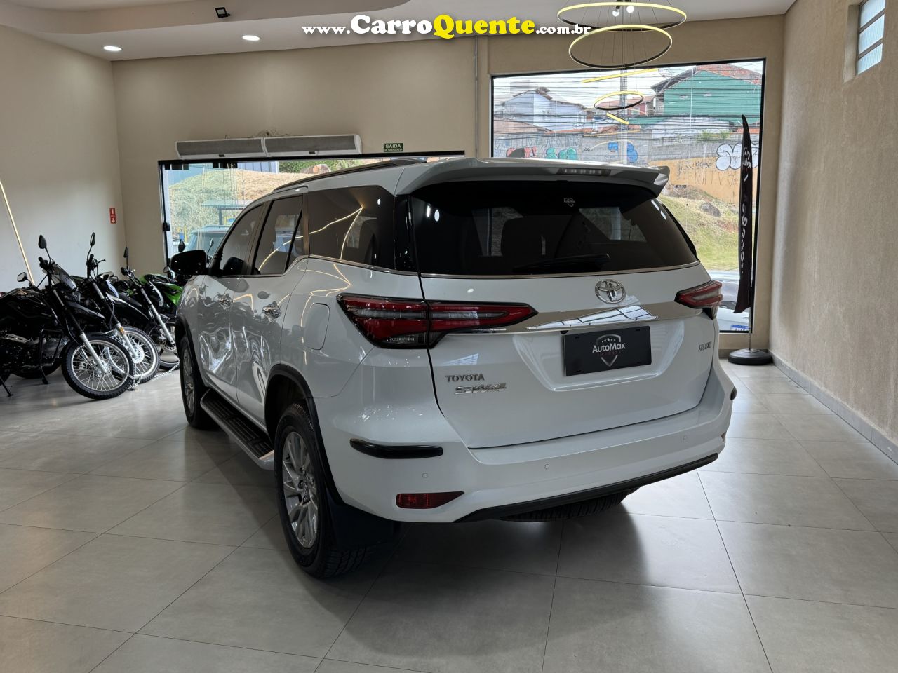 TOYOTA   HILUX SW4 SRX 4X4 2.8 TDI 16V DIES. AUT.   BRANCO 2024 2.8 DIESEL - Loja