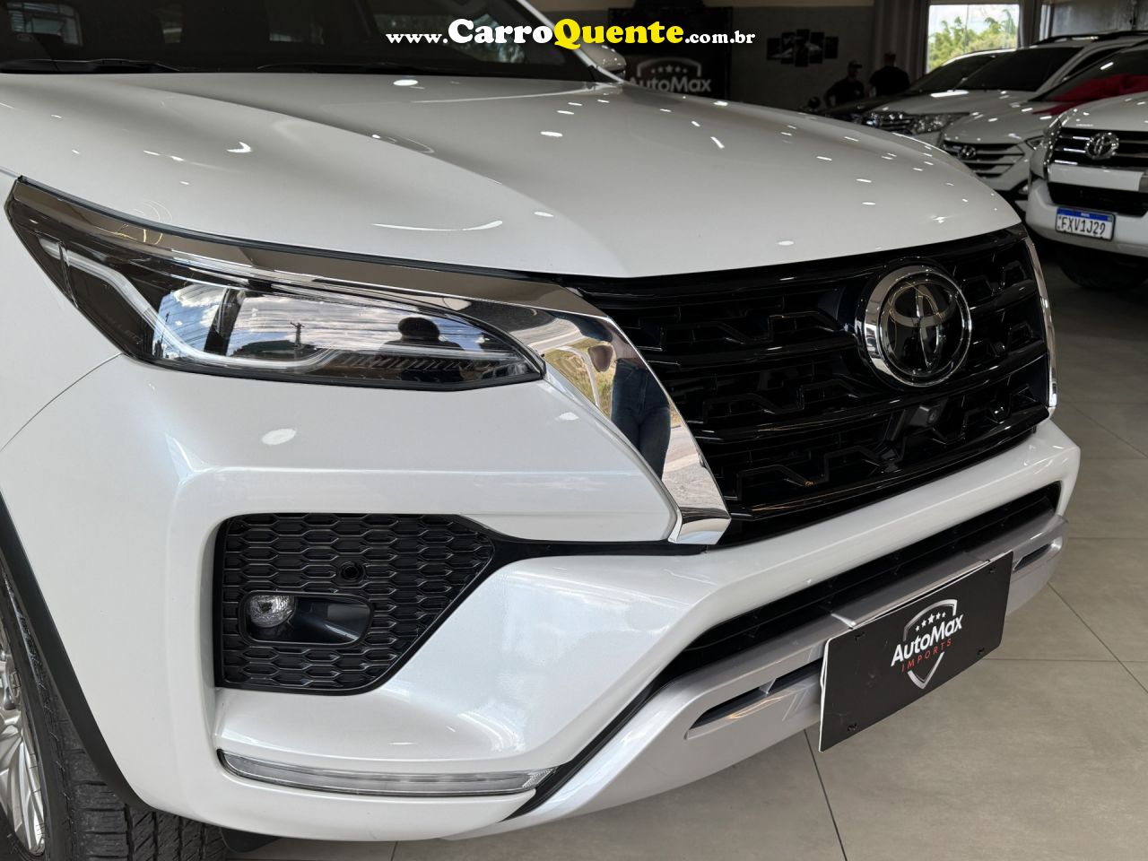 TOYOTA   HILUX SW4 SRX 4X4 2.8 TDI 16V DIES. AUT.   BRANCO 2024 2.8 DIESEL - Loja